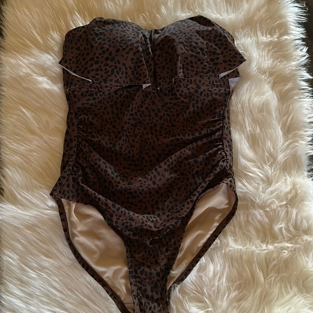 one piece swimsuit